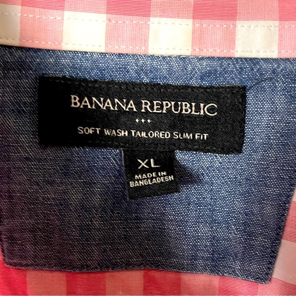 Banana Republic Pink and White Gingham Soft Wash Tailored Slim‎ Fit Shirt